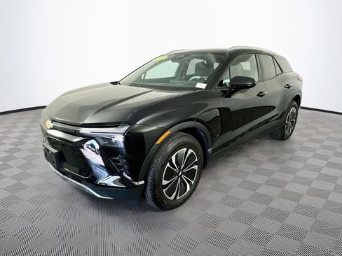 Used 2024 Chevrolet Blazer EV LT AWD/4WD image 7