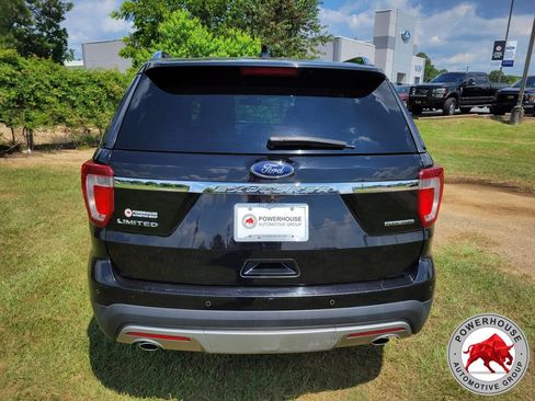 Used 2016 Ford Explorer Limited w/ Equipment Group 301A FWD image 5