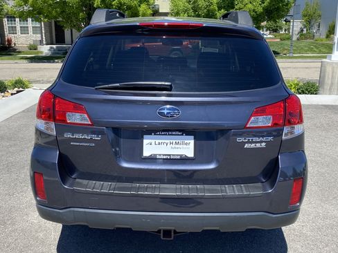 Used 2013 Subaru Outback 2.5i Premium AWD/4WD image 5
