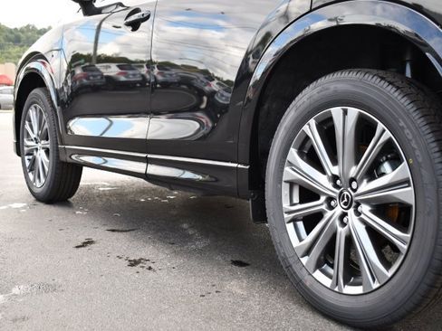 New 2025 MAZDA CX-5 Signature image 9