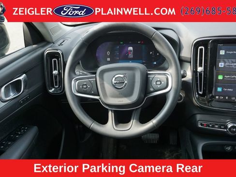 Used 2023 Volvo XC40 B5 Plus w/ Driver Assist Package AWD/4WD image 14