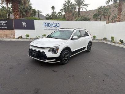 Used 2023 Kia Niro SX