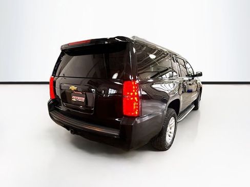 Used 2018 Chevrolet Suburban LT AWD/4WD image 6