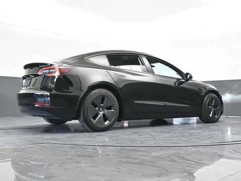 Used 2021 Tesla Model 3 Standard Range Plus image 55