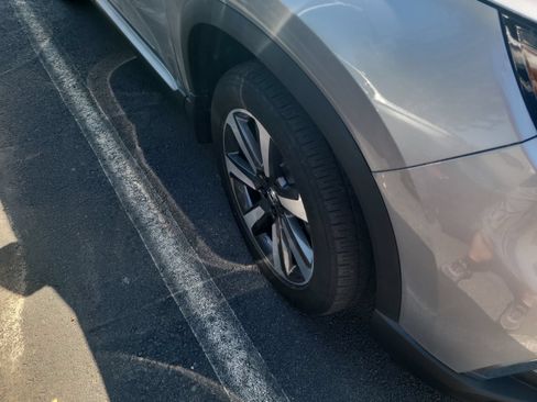 Used 2023 Honda Pilot Elite image 4