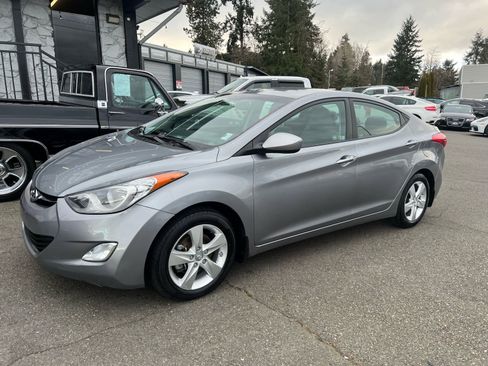 Used 2013 Hyundai Elantra GLS w/ Preferred Pkg FWD image 1
