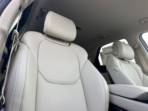 New 2026 Genesis GV70 2.5T image 17