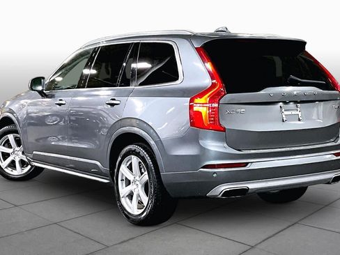 Used 2020 Volvo XC90 T6 Momentum w/ Protection Package Premier AWD/4WD image 12