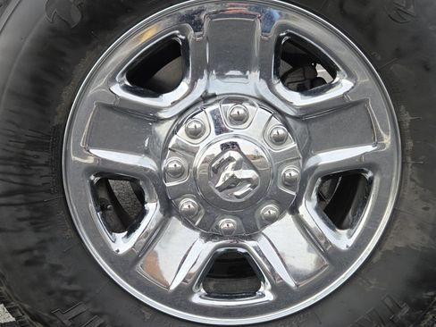 Used 2023 RAM 2500 Tradesman image 9