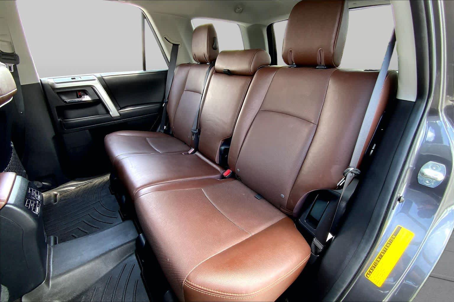 Used 2021 Toyota 4Runner Limited AWD/4WD image 39