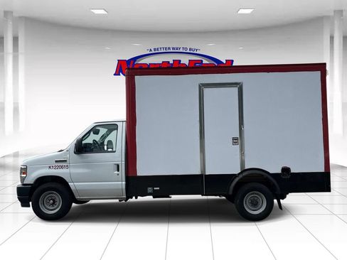 Used 2023 Ford E-350 and Econoline 350 Super Duty w/ Power Windows & Locks Group RWD image 4