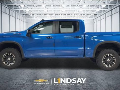 Used 2024 Chevrolet Silverado 1500 ZR2 AWD/4WD image 5