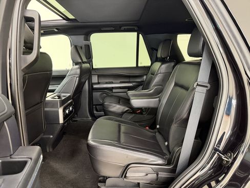 Used 2021 Ford Expedition XLT RWD image 26