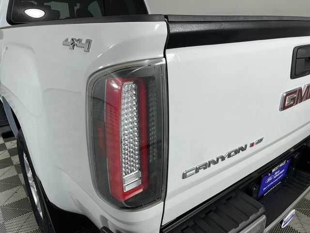Used 2019 GMC Canyon SLE w/ SLE Convenience Package AWD/4WD image 18