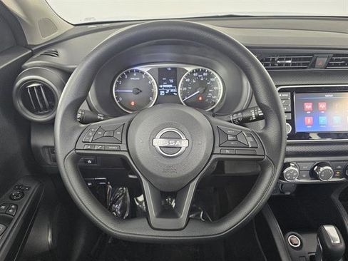 New 2025 Nissan Kicks S image 31