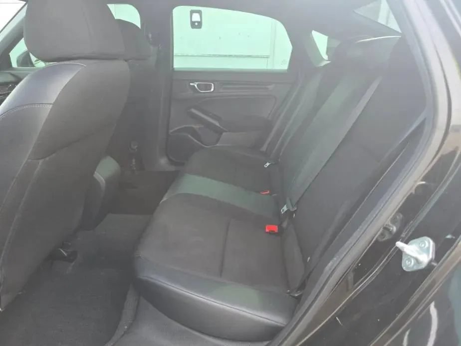 Used 2022 Honda Civic Sport image 12