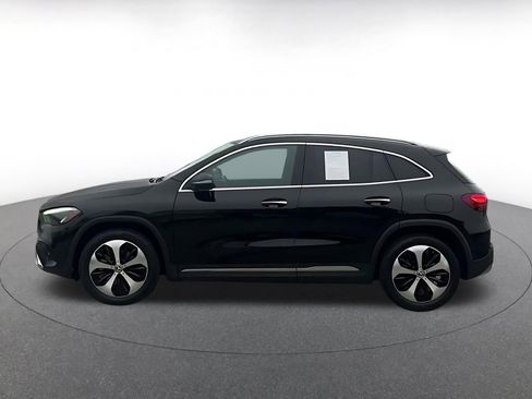 Used 2025 Mercedes-Benz GLA 250 4MATIC image 8