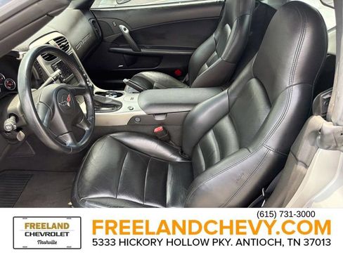 Used 2005 Chevrolet Corvette Convertible w/ Preferred Equipment Group RWD image 21
