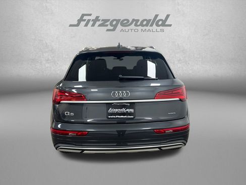 Used 2021 Audi Q5 2.0T Premium w/ Convenience Package AWD/4WD image 4
