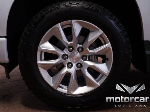 Used 2022 Chevrolet Silverado 1500 Custom RWD image 16
