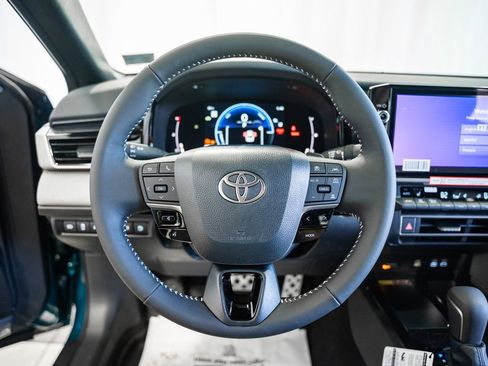 New 2026 Toyota Camry SE image 27