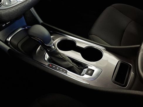 Used 2025 Chevrolet Malibu LT FWD image 20