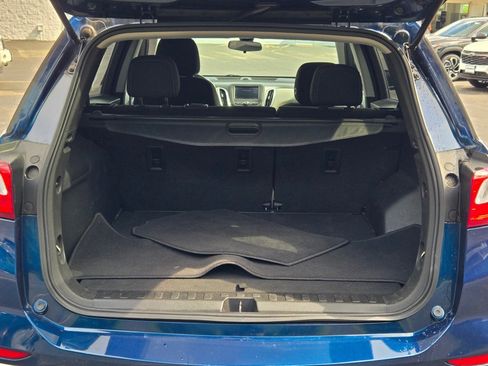 Used 2021 Chevrolet Equinox LT image 12