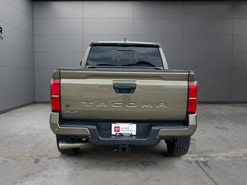 Certified 2024 Toyota Tacoma TRD Sport AWD/4WD image 4