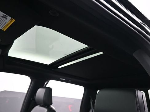 Used 2023 Ford F150 Lariat w/ Equipment Group 502A High image 20