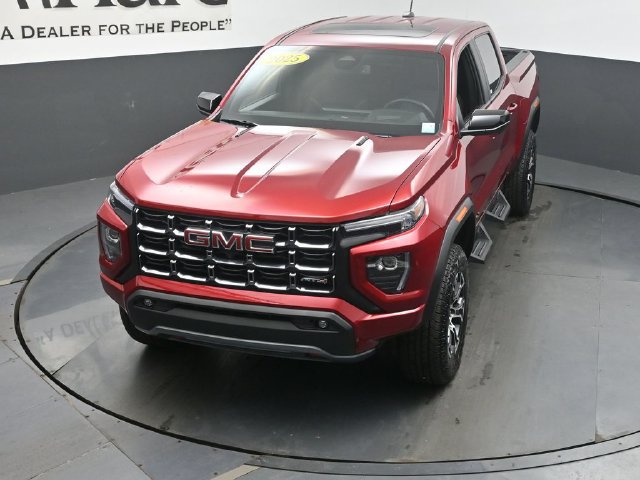 Used 2025 GMC Canyon AT4 w/ Technology Plus Package AWD/4WD image 50