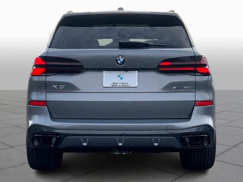 New 2026 BMW X5 sDrive40i image 4