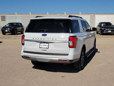 Used 2024 Ford Expedition XLT RWD image 8