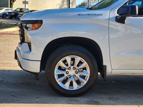 Used 2023 Chevrolet Silverado 1500 Custom image 16