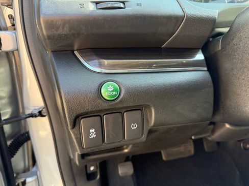 Used 2015 Honda CR-V EX-L image 11