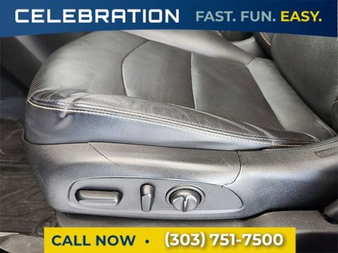 Used 2020 Chevrolet Equinox LT w/ Midnight Edition image 10