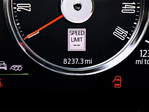 Used 2024 Ford Mustang GT Premium image 13