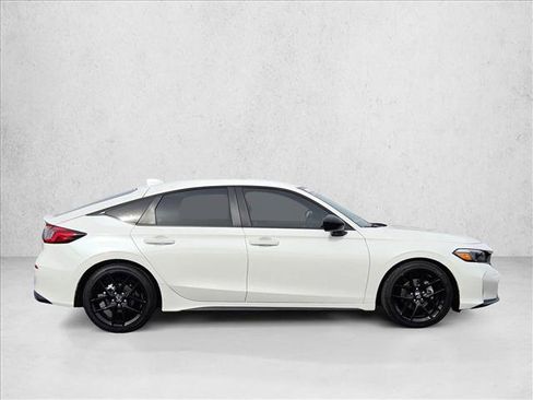 Used 2025 Honda Civic Sport image 4