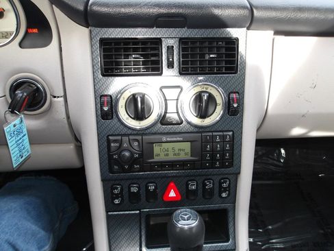 Used 1999 Mercedes-Benz SLK 230 2dr Kompressor Roadster 2.3L image 13