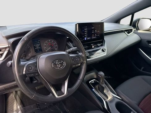Used 2023 Toyota Corolla SE FWD image 9