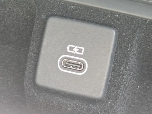 New 2025 Land Rover Range Rover SE AWD/4WD image 10