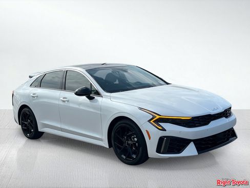 Used 2026 Kia K5 GT-Line w/ GT-Line Premium Package FWD image 8