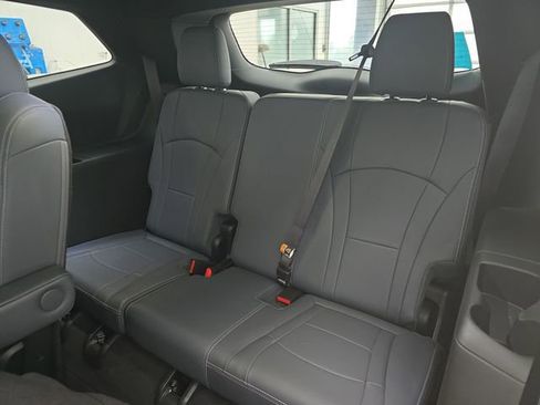 Used 2022 Buick Enclave Essence w/ LPO, Floor Liner Package image 34