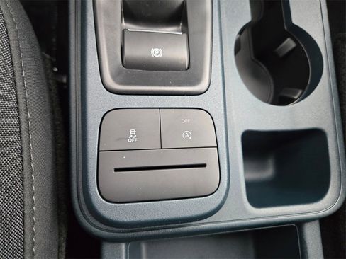 New 2026 Ford Maverick XL image 17