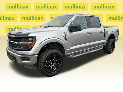 Used 2025 Ford F150 XLT w/ Equipment Group 301A Standard AWD/4WD image 10