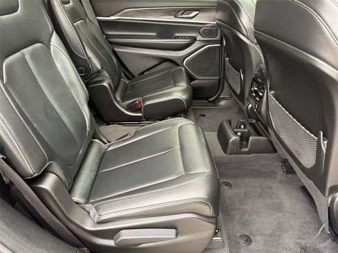 Used 2021 Jeep Grand Cherokee L Limited image 14