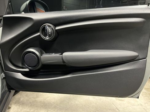 Used 2019 MINI Cooper 2-Door Hardtop w/ Storage Package image 46