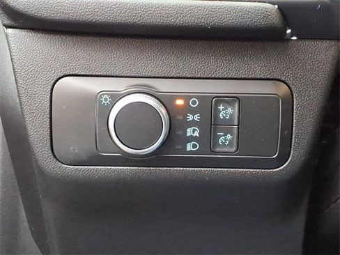 Used 2022 Ford Escape SE w/ Cold Weather Package image 12