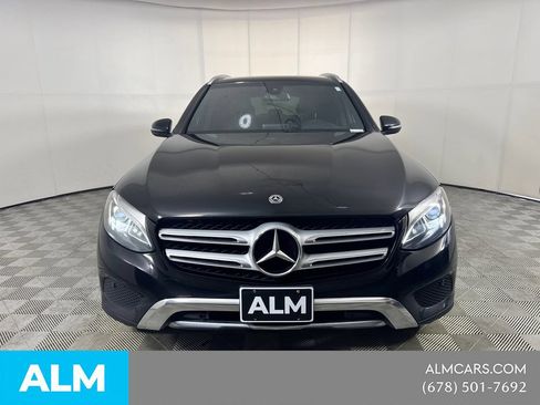 Used 2019 Mercedes-Benz GLC 300 4MATIC w/ Premium Package image 2