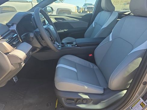 New 2026 Toyota Camry SE image 14