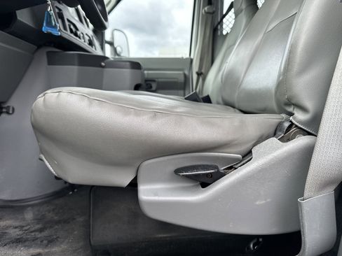 Used 2012 Ford E-150 and Econoline 150 image 22